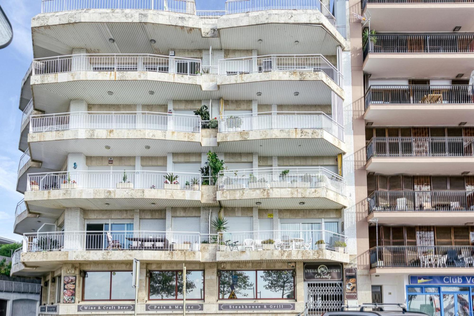 Carrer Del Mar Apartman Palamós Kültér fotó